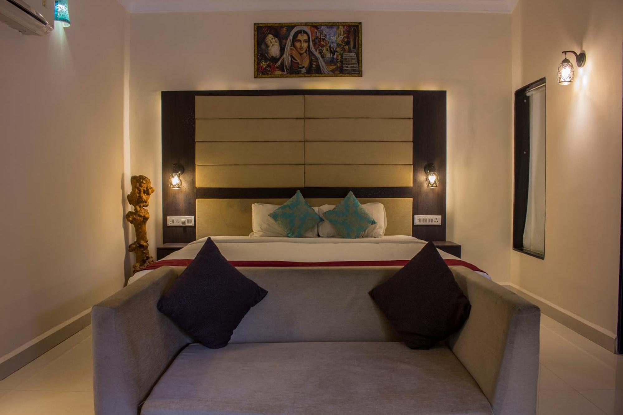 Shikara Beach Resort Cavelossim Esterno foto