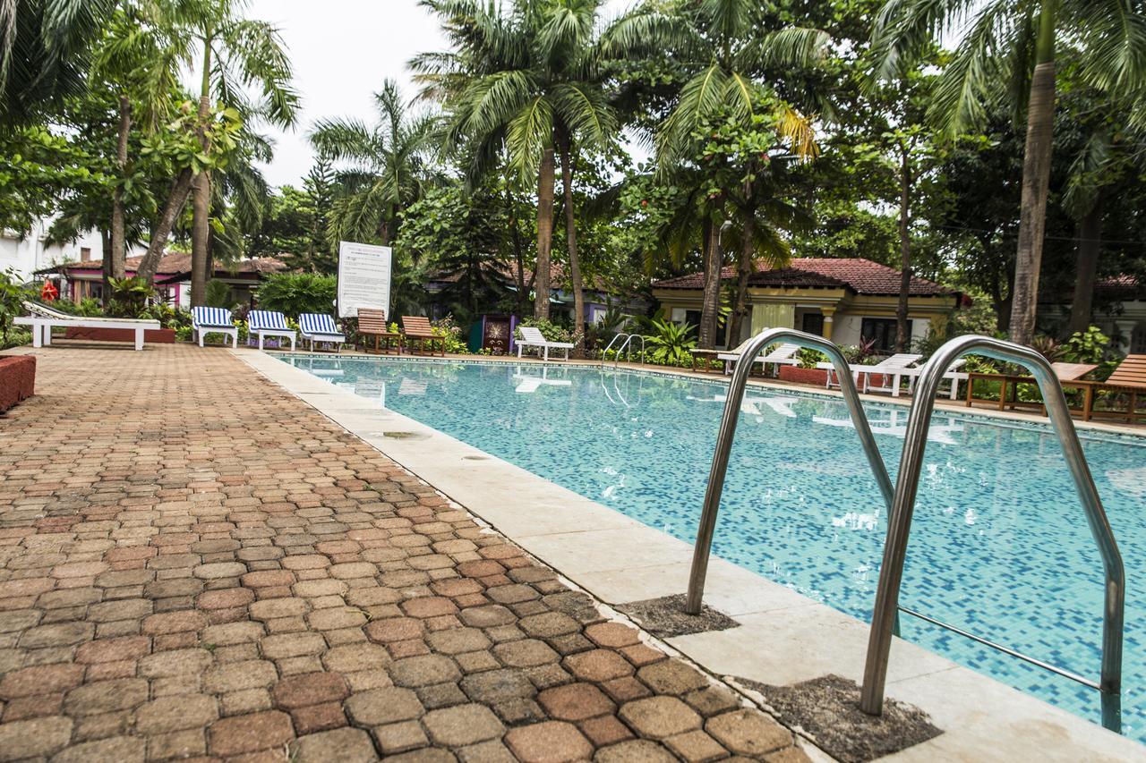 Shikara Beach Resort Cavelossim Esterno foto